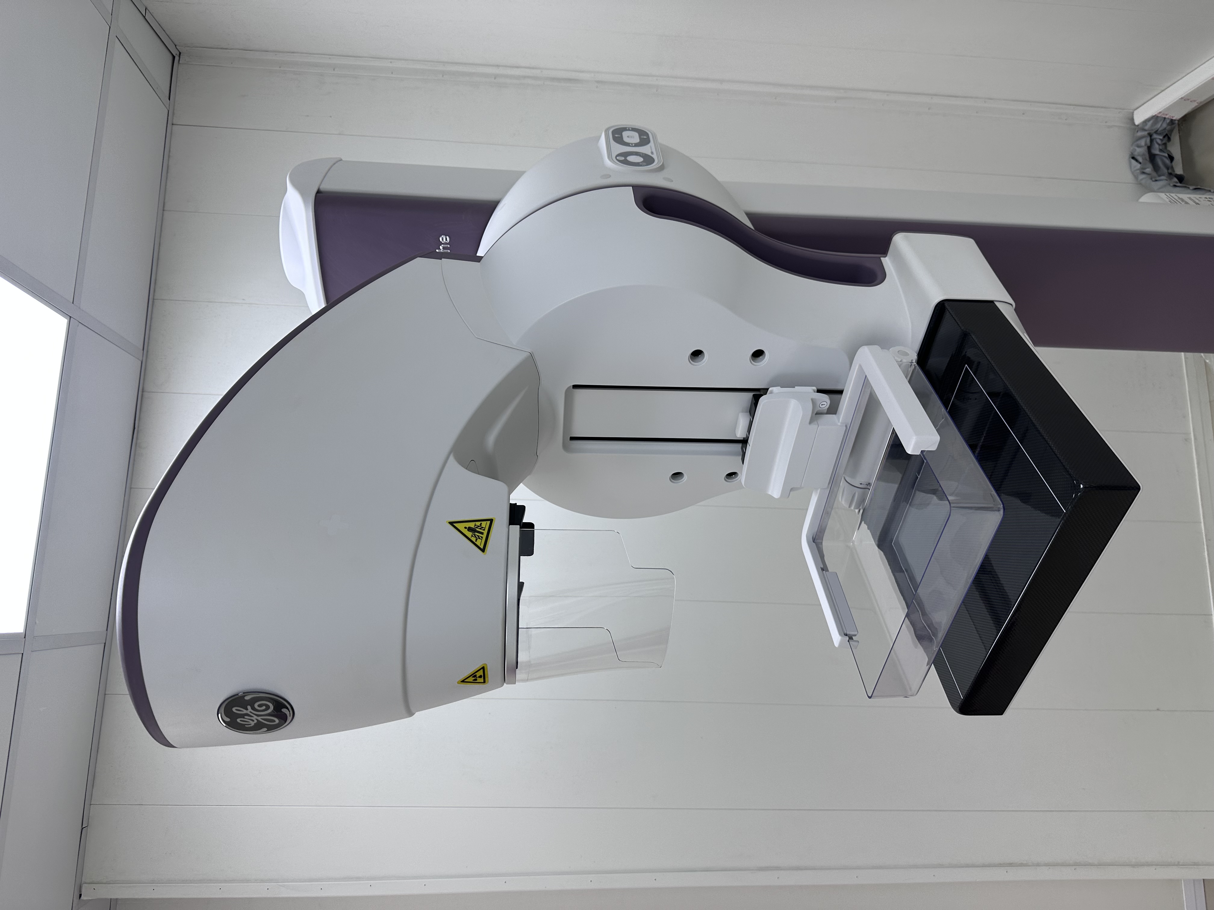 Mammographie Numérique GE Senographe Crystal Nova